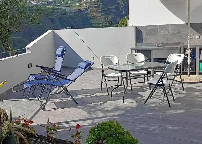 בית נופש Gertrudes Dream House פונטה דו סול