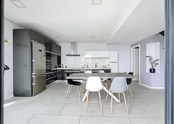 Gertrudes Dream House * פונטה דו סול